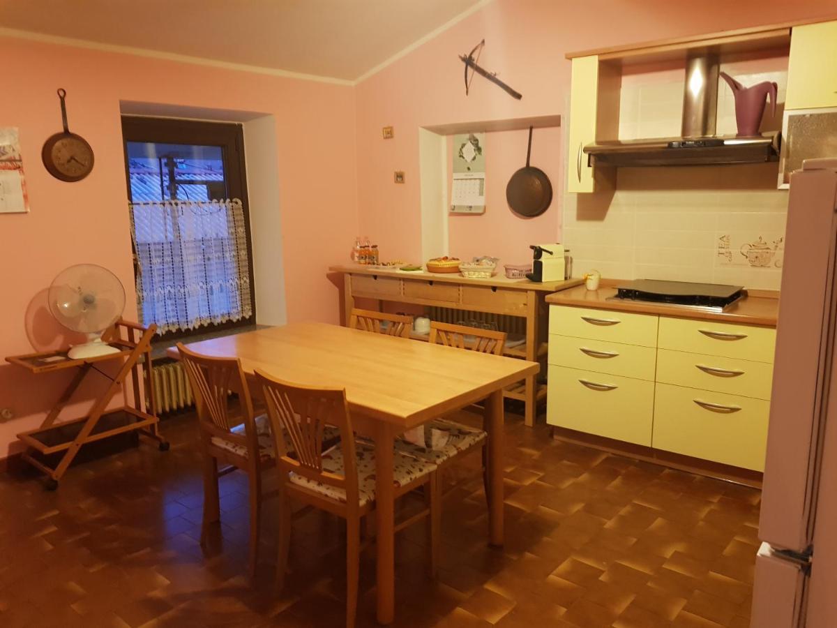 Una Volta Anticamente Cascinette Luaran gambar